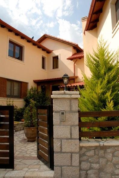 Dryas Guesthouse بوليدروسوس المظهر الخارجي الصورة